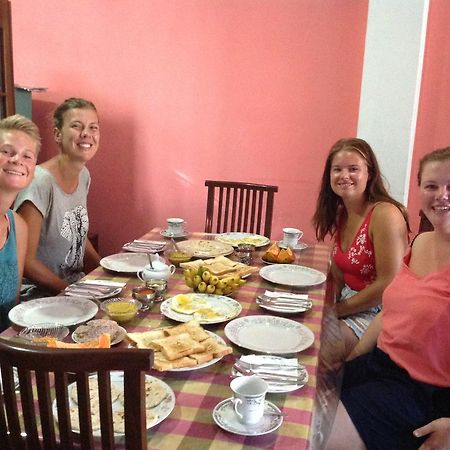 Saman Homestay Тангале Екстериор снимка