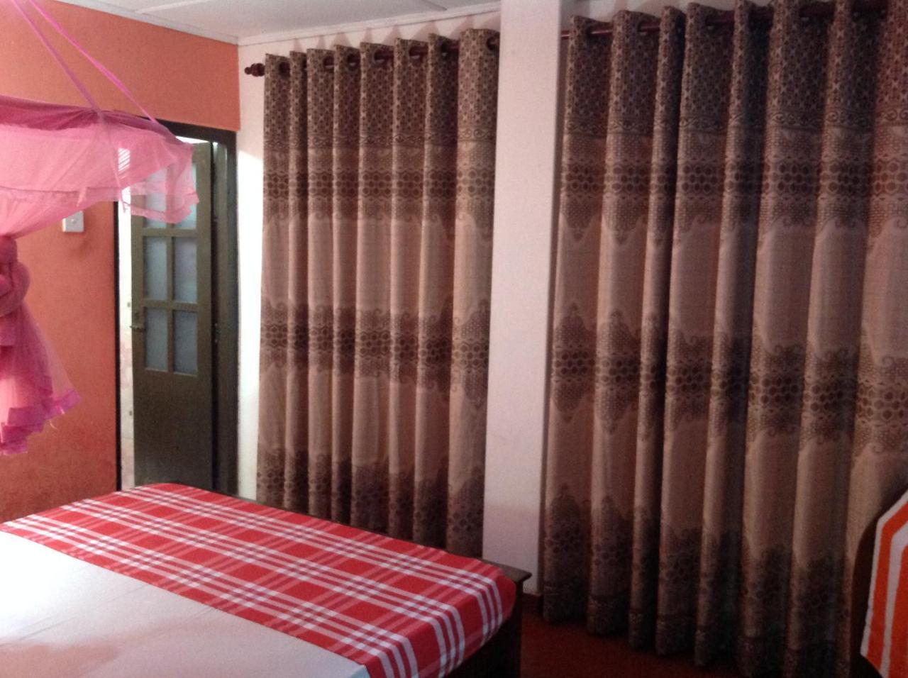 Saman Homestay Тангале Екстериор снимка