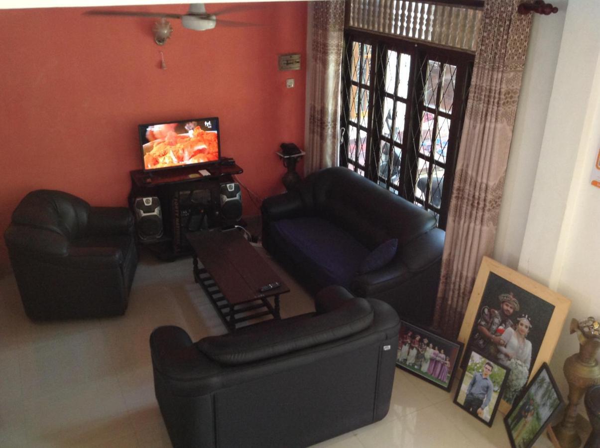 Saman Homestay Тангале Екстериор снимка